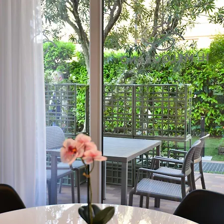 Il Melograno 西尔米奥奈