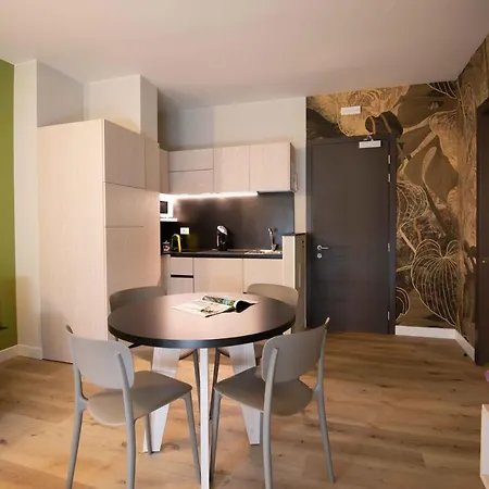 شقة فندقية Il Melograno 3*
